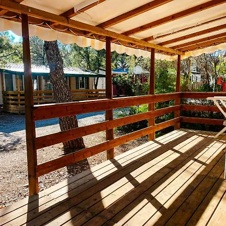 3 Bedroom Chalets Camping Lei Suves - Joycasa Roquebrune-sur-Argens Exterior photo