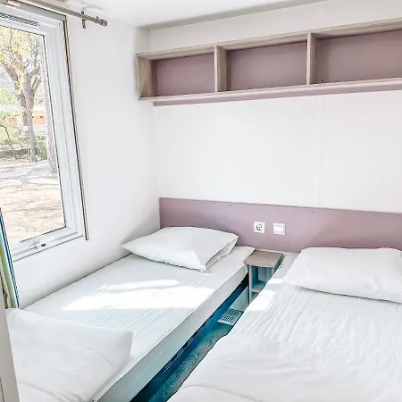 3 Bedroom Chalets Camping Lei Suves - Joycasa Roquebrune-sur-Argens Exterior photo