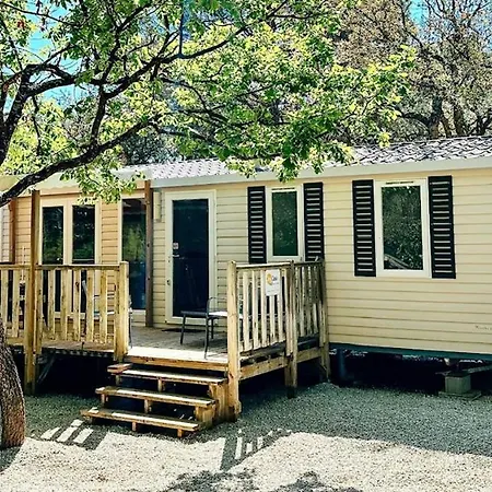 3 Bedroom Chalets Camping Lei Suves - Joycasa Roquebrune-sur-Argens Exterior photo