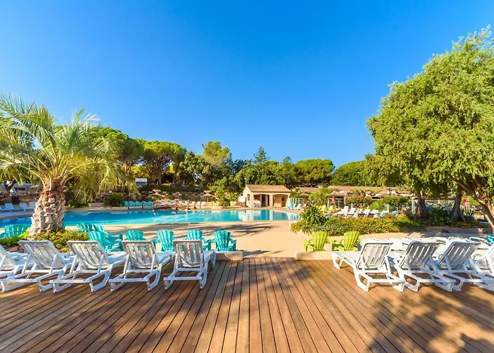 3 Bedroom Chalets Camping Lei Suves - Joycasa