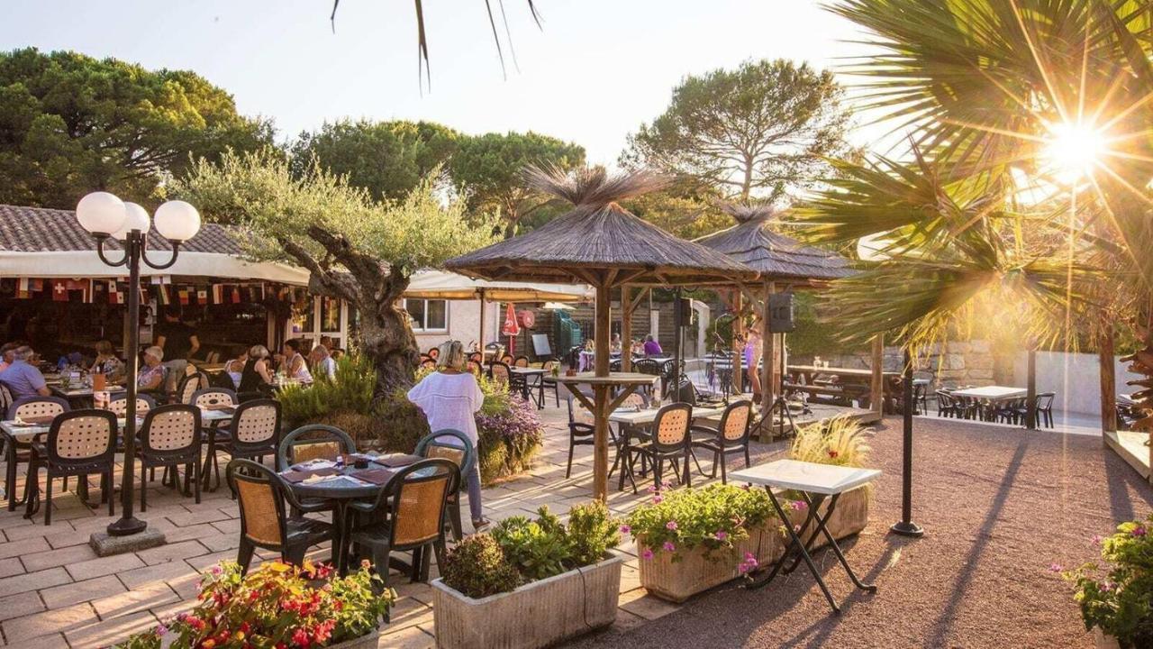 3 Bedroom Lei Suves - Joycasa Campsite Roquebrune-sur-Argens